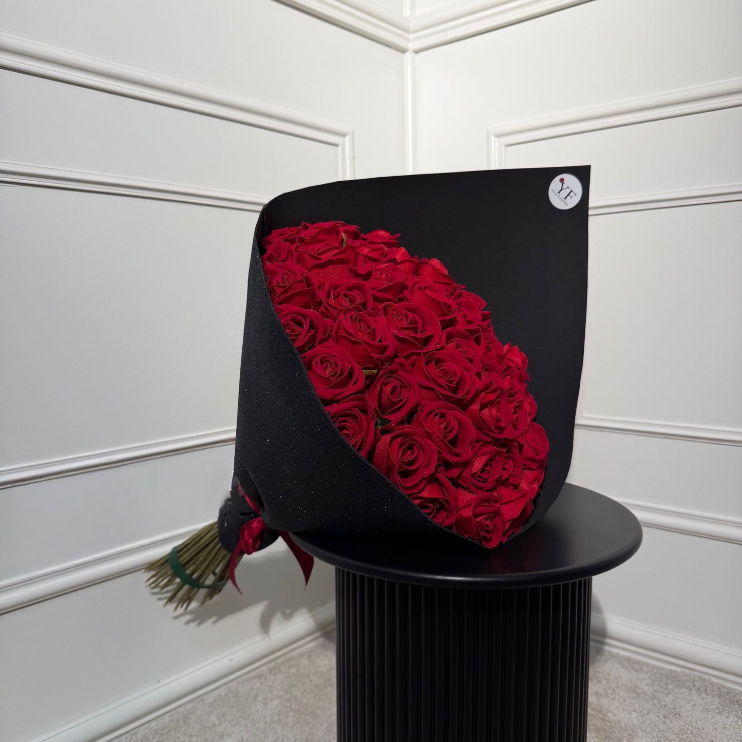 Bouquet Intemporel en roses artificielles, décoration florale élégante et sans entretien – Your Flowers