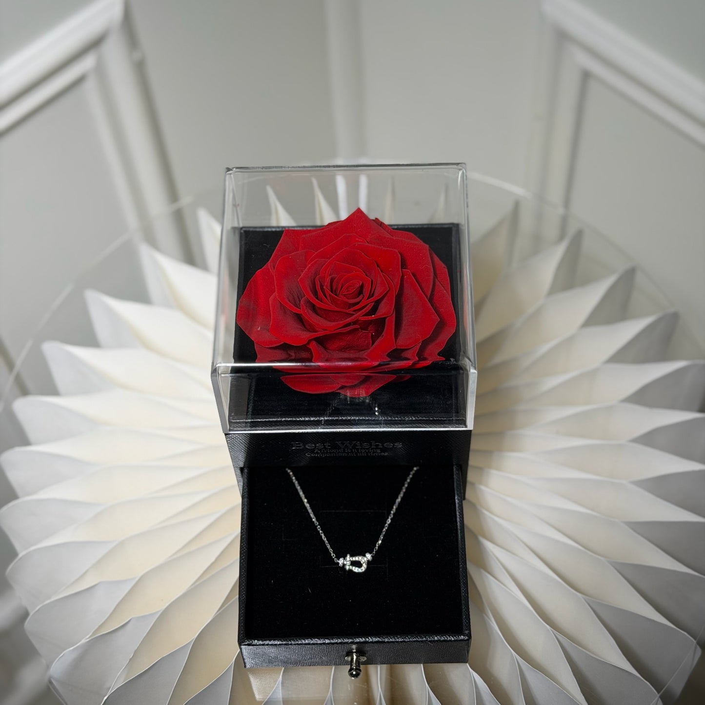 coffret rose eternelle avec collier tiroir secret