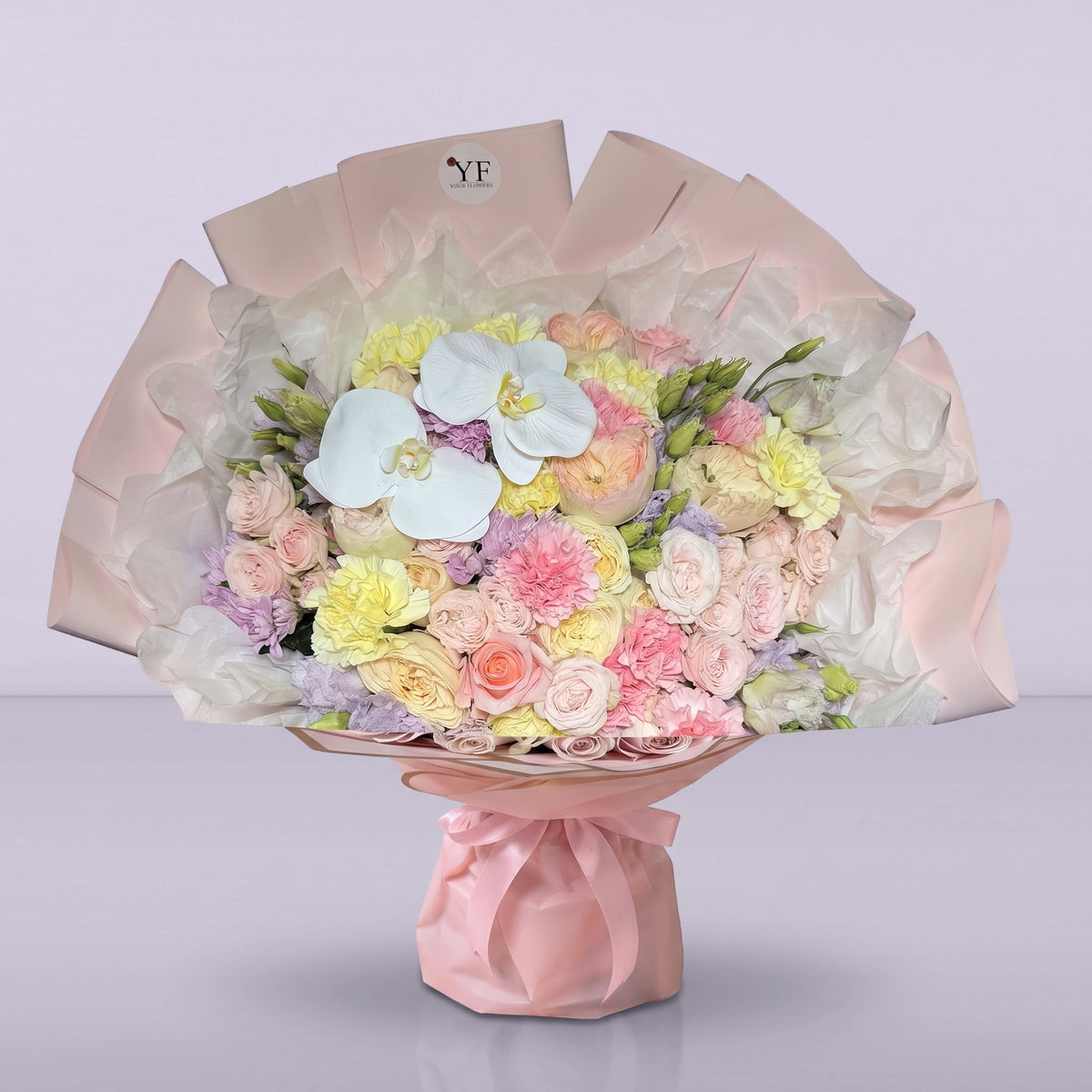 Bouquet Rosea, seul sur fond studio