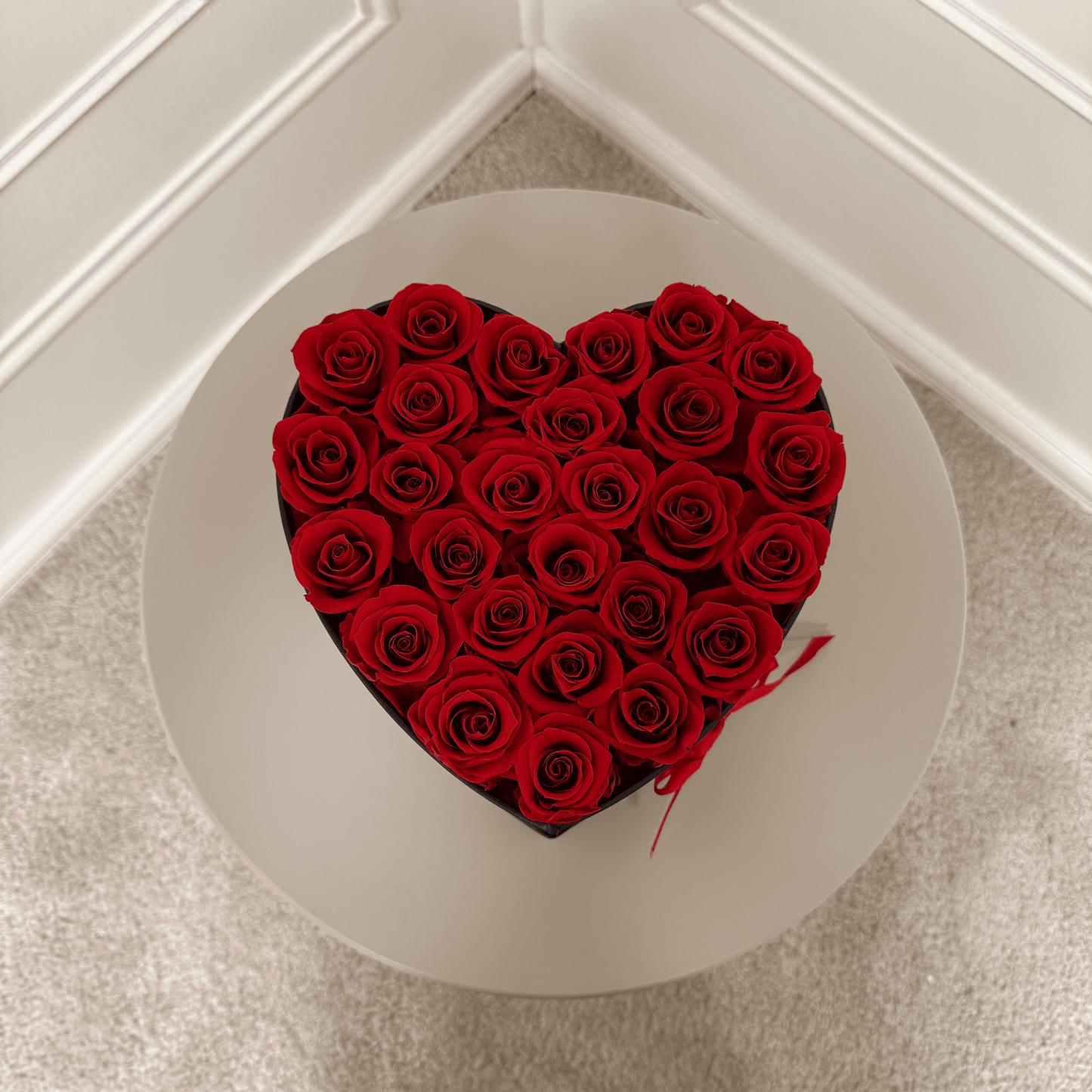 Box en cœur en roses éternelles