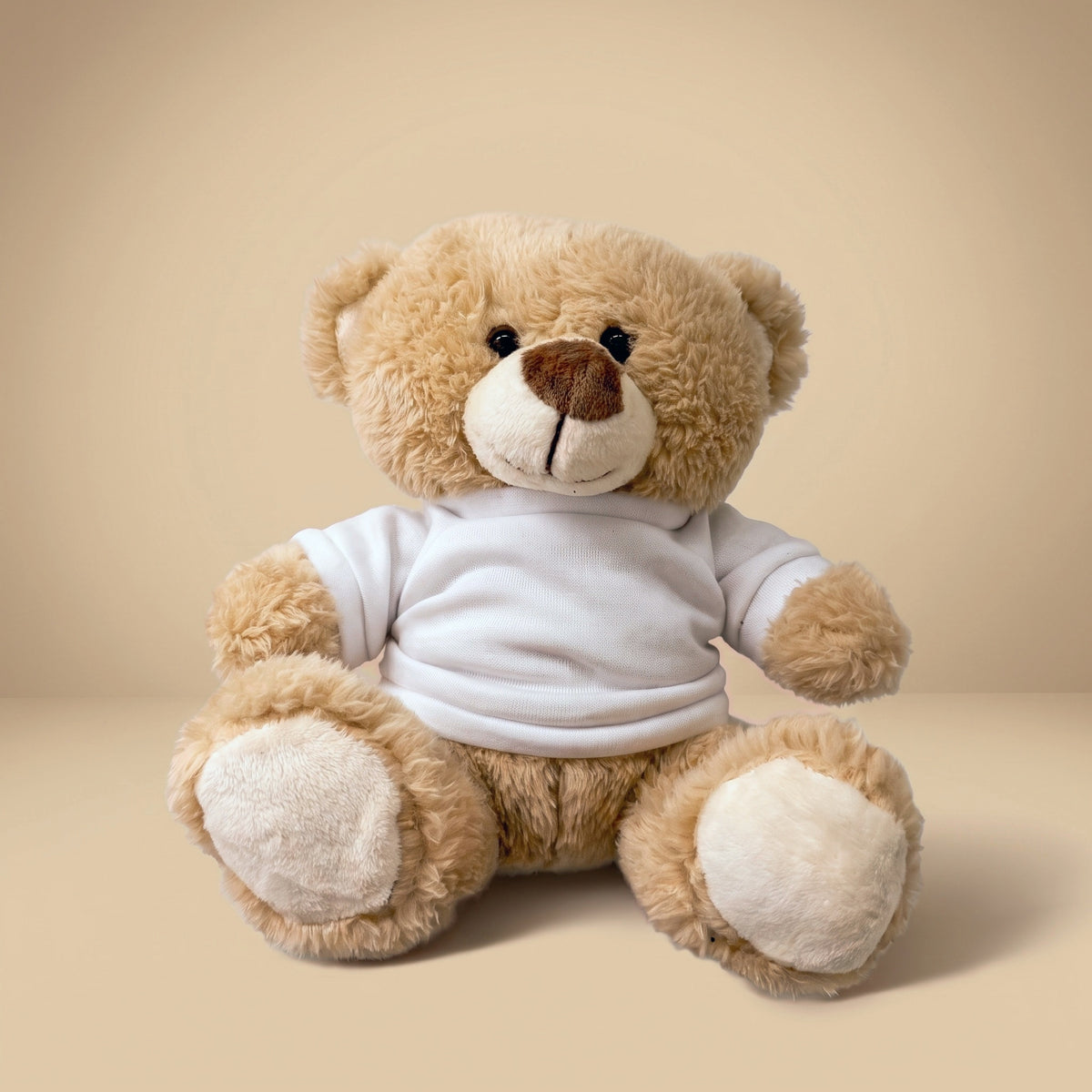 Charle Personnalisable, seul sur fond studio