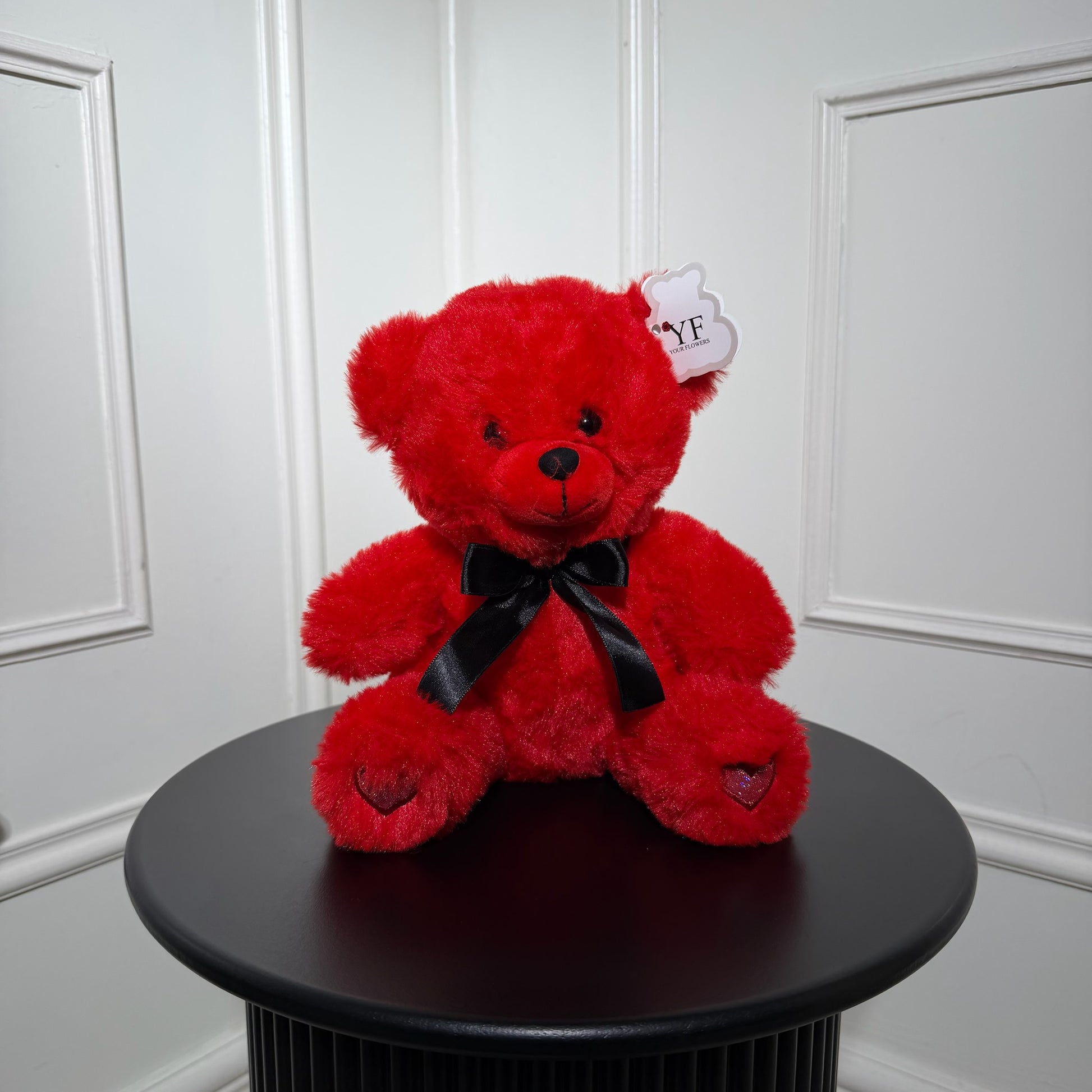 nounours rouge charle peluche amour avec noeud noir
