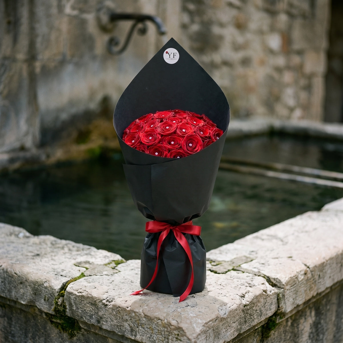 Bouquet Diamants, en situation, posé dans un décor naturel