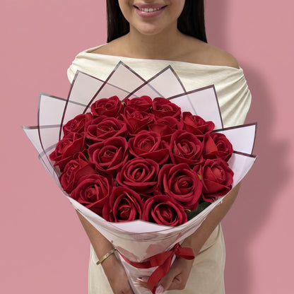 Bouquet Évidence, porté par notre fleuriste