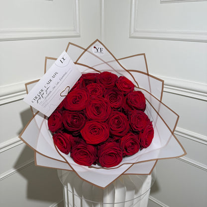 Bouquet de roses roses avec prestation brushing cadeau femme Your Flowers