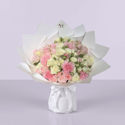 Bouquet Instant, seul sur fond studio
