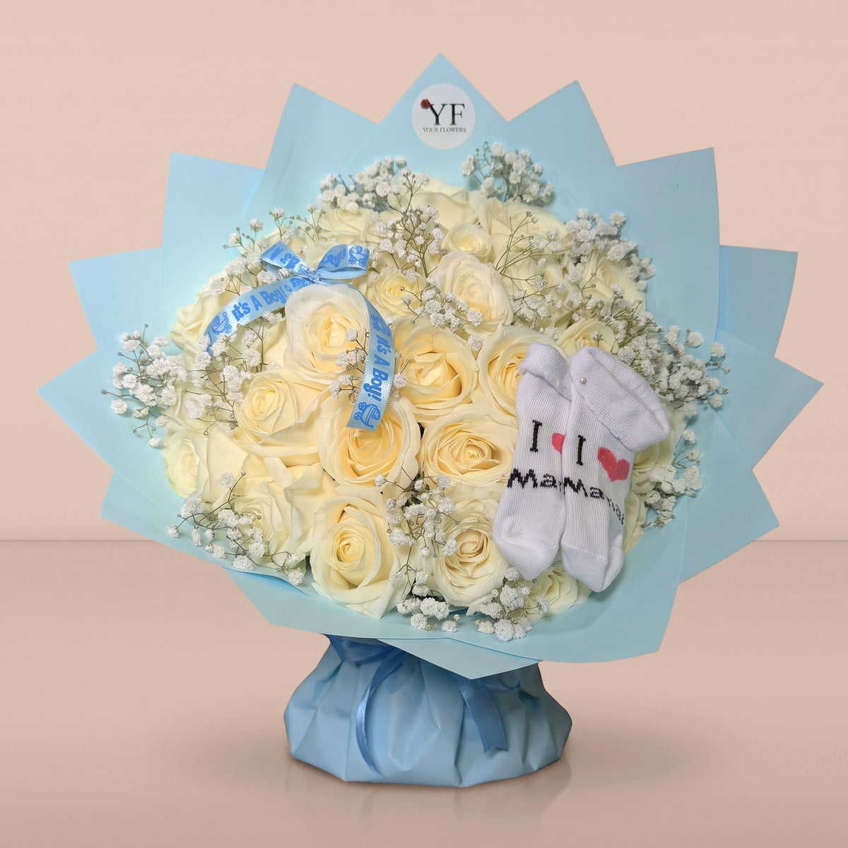 Bouquet Naissance Baby Blue, seul sur fond studio