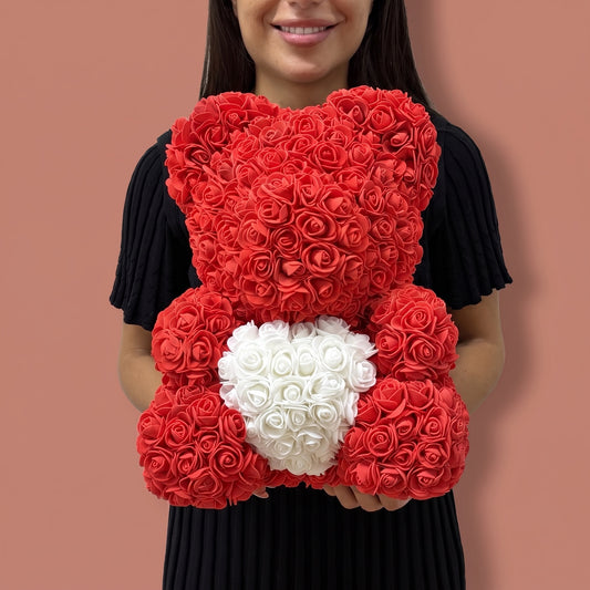 Ours en fleurs, rouge, porté par notre fleuriste