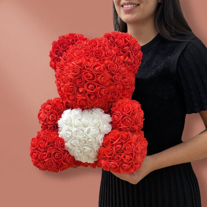 Ours en fleurs, rouge, vu de trois quarts