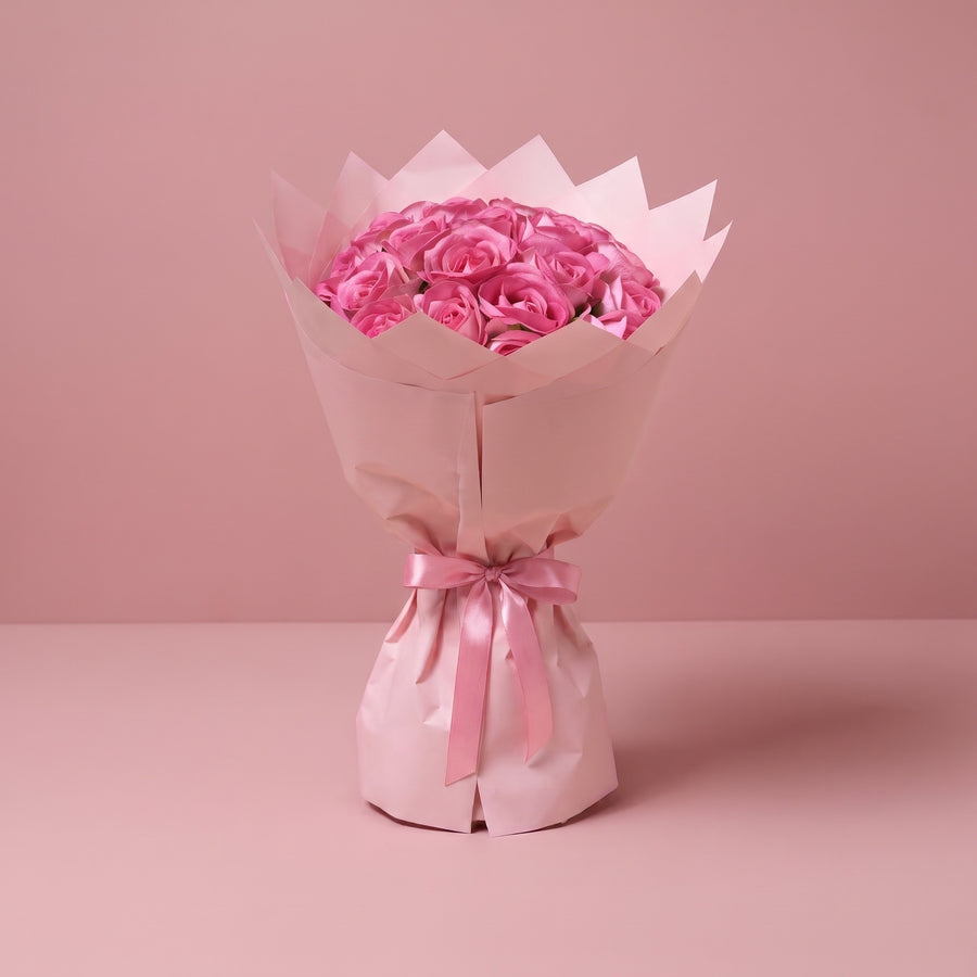 Bouquet Pink Bloom, seul sur fond studio