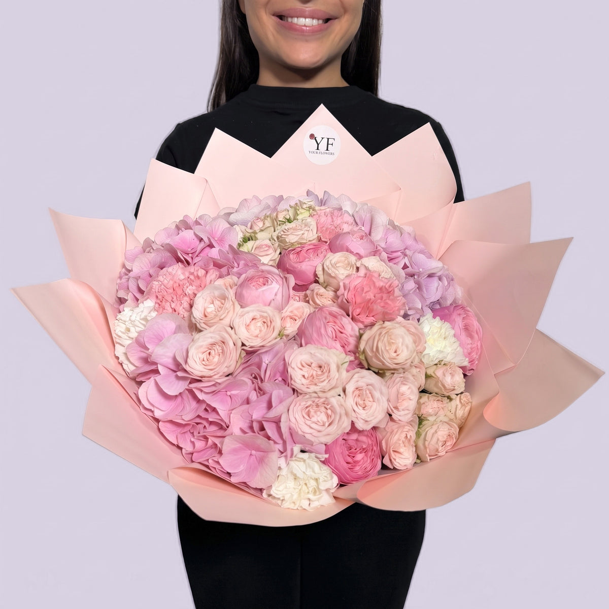 Bouquet Rosée d'Amour, porté par notre fleuriste