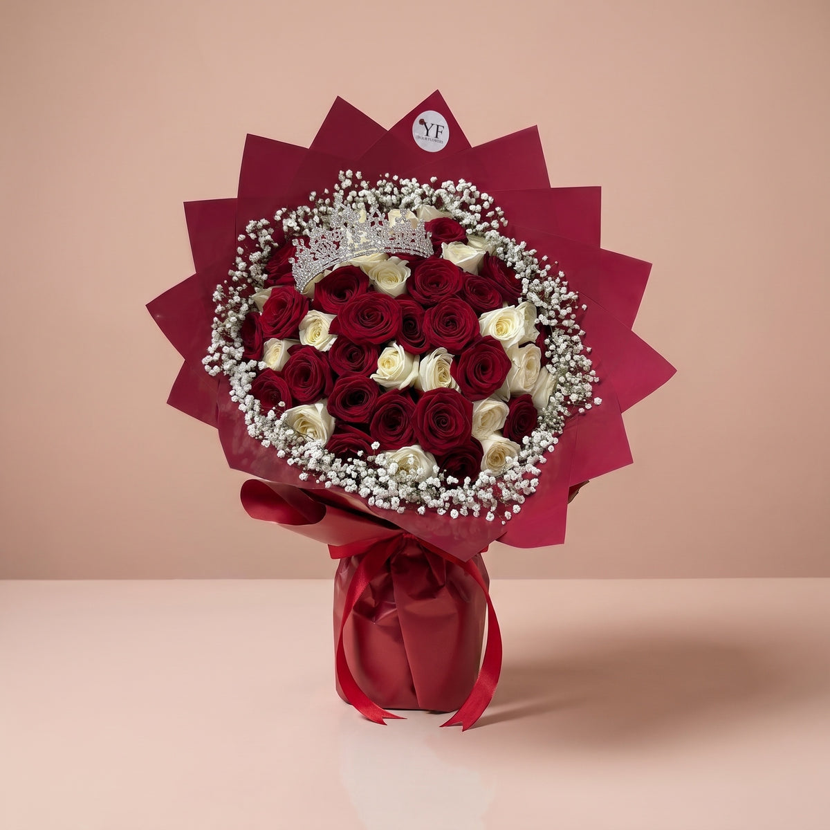 Bouquet Rouge Absolue, seul sur fond studio